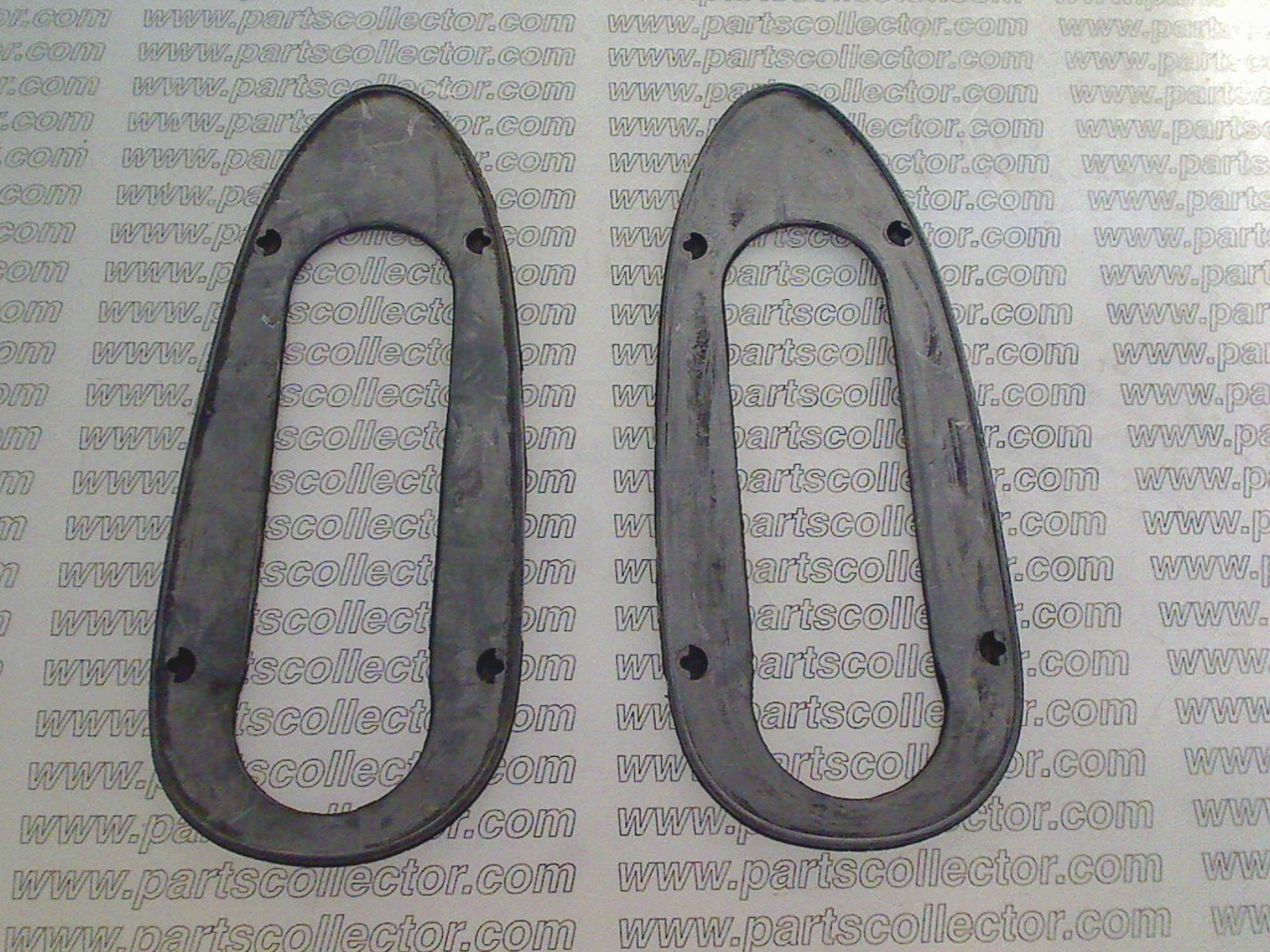TAIL LIGHTS RUBBER GASKETS